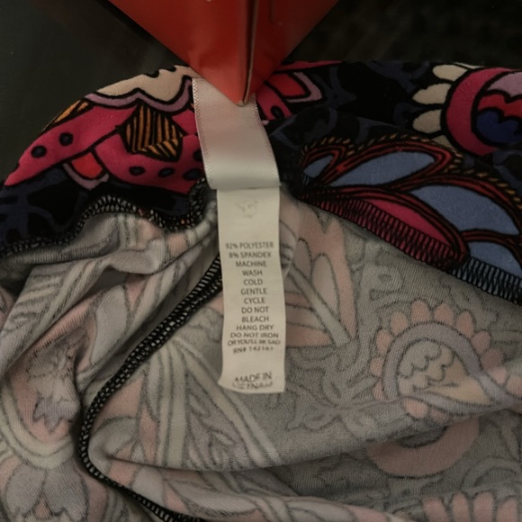 Lularoe TC2 leggings - Picture 4 of 4